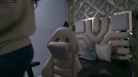    online show from 02-26-26, 02:32