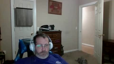 Snapshot of mercer1977 chatting on 11-10-25, 03:11 mercer1977 online show from 11-10-25, 03:11