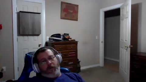 Snapshot of mercer1977 chatting on 11-30-25, 05:44 mercer1977 online show from 11-30-25, 05:44