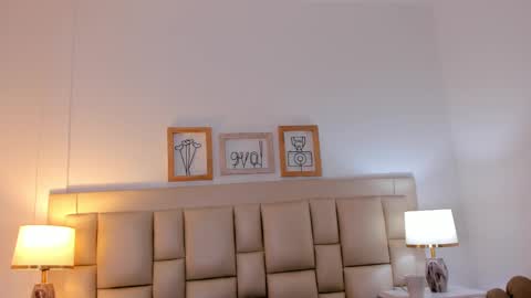 Snapshot of meredit_lane chatting on 01-14-25, 02:50 online show from 01-14-25, 02:50