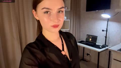 Rina online show from 11-19-25, 08:09