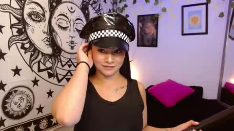 Merilyn  online show from 10-27-25, 10:47