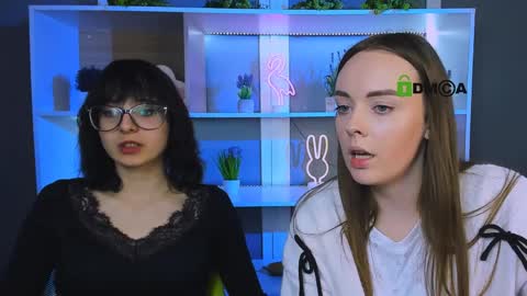 Snapshot of merli_warner chatting on 04-07-26, 05:08 merli warner online show from 04-07-26, 05:08