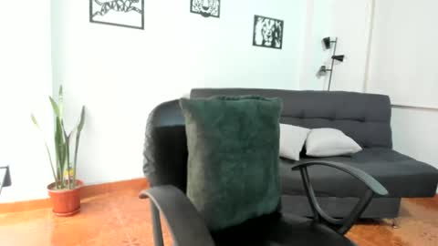 Merlina online show from 05-11-26, 04:26