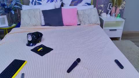 mery_mey69 online show from 10-06-25, 03:09