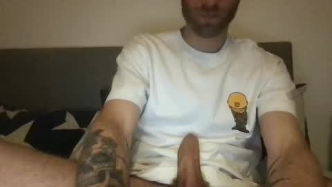 messageme11 online show from 09-25-25, 09:51