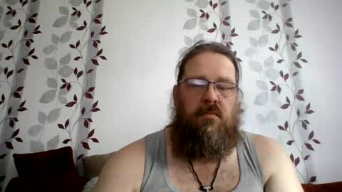 Snapshot of metallbuddy chatting on 06-27-26, 11:04 ask me online show from 06-27-26, 11:04