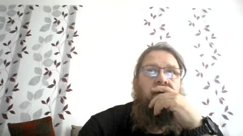 Snapshot of metallbuddy chatting on 07-23-26, 10:35 ask me online show from 07-23-26, 10:35