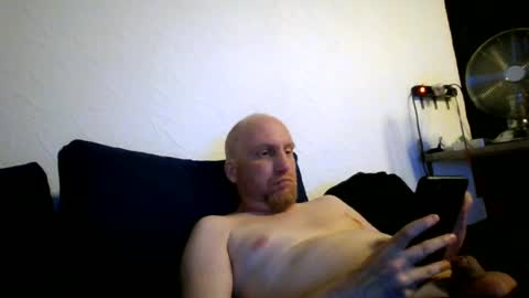 metaller123456 online show from 07-01-26, 06:18