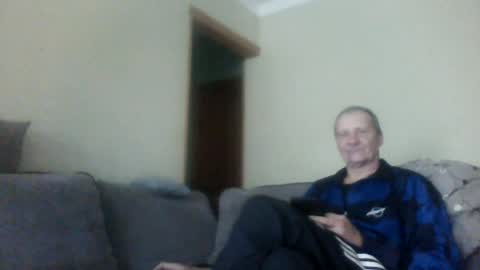 Snapshot of metcas chatting on 06-17-26, 07:44 metcas online show from 06-17-26, 07:44