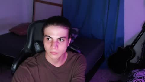 Snapshot of meteorichandling chatting on 04-07-26, 10:42 meteorichandling online show from 04-07-26, 10:42