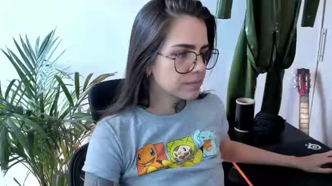 Meurif online show from 09-21-25, 03:46