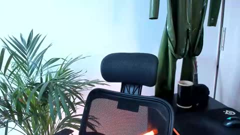 Meurif online show from 10-11-25, 03:32