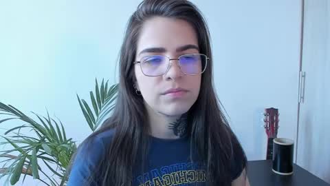 Snapshot of meurief chatting on 04-22-26, 03:57 Meurif online show from 04-22-26, 03:57