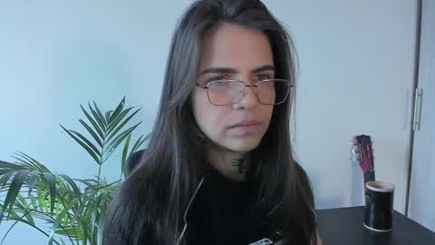 Snapshot of meurief chatting on 06-06-26, 01:05 Meurif online show from 06-06-26, 01:05