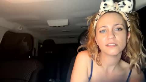 Snapshot of mezzy69 chatting on 01-14-25, 09:45 mezzy69 online show from 01-14-25, 09:45