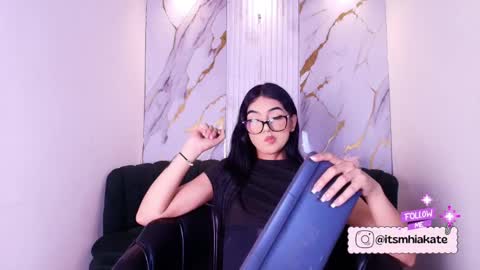 Mhia Kate online show from 05-12-26, 12:13