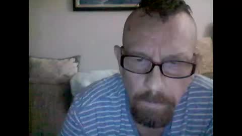 Snapshot of mhitch924 chatting on 05-24-26, 01:38 mhitch924 online show from 05-24-26, 01:38