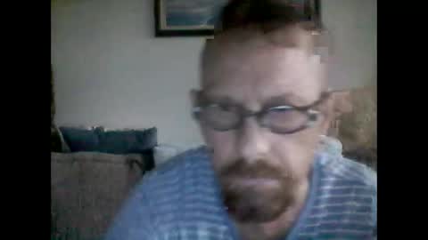 Snapshot of mhitch924 chatting on 05-30-26, 04:26 mhitch924 online show from 05-30-26, 04:26