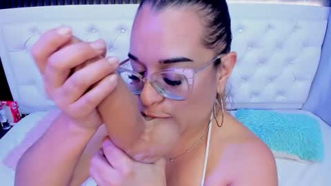 MHONIK BELUCI online show from 02-05-26, 04:33