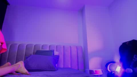 Emi online show from 11-11-25, 07:36