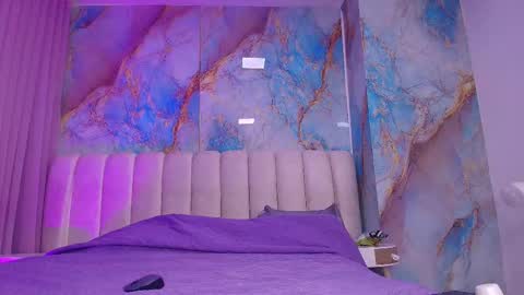 Emi online show from 03-18-26, 07:17