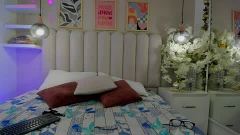 mia__bailey_ online show from 03-27-26, 03:23