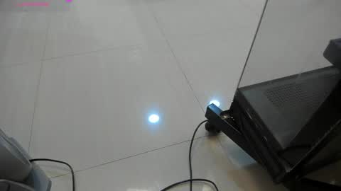 mia__bailey_ online show from 04-17-26, 03:09