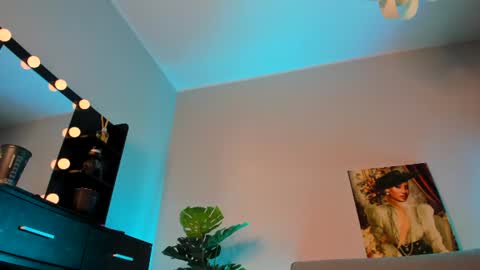 Mia  Milan online show from 07-31-26, 07:08