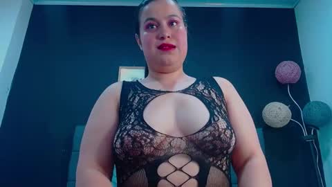 C A L L  M E  M I A  online show from 10-30-25, 04:36