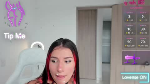 Mia adams  online show from 01-28-25, 06:07