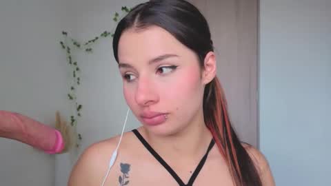 Mia adams  online show from 10-28-25, 06:10