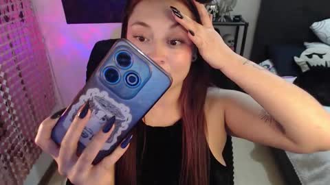 mia online show from 09-20-25, 01:28