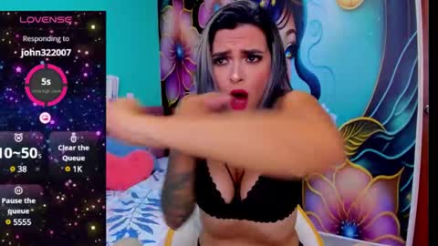 Mia online show from 12-24-24, 02:54