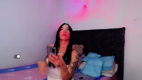 mia_bunny69 online show from 09-27-25, 07:52