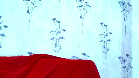 Mia  online show from 02-28-25, 06:20