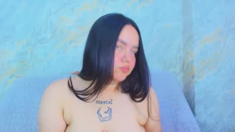 Mia  online show from 04-20-26, 12:08