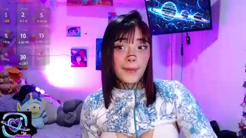 Snapshot of mia_cat05 chatting on 07-26-26, 07:04 Mia online show from 07-26-26, 07:04