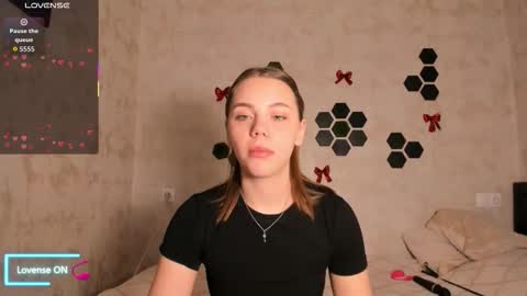 Mia  next stream Thursday 1400 UTC1 Friday 1400 UTC1 online show from 02-25-26, 05:28