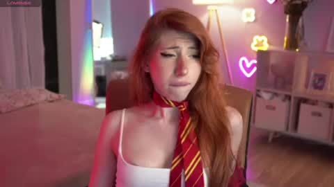 Hi I am Mia online show from 07-25-26, 08:34