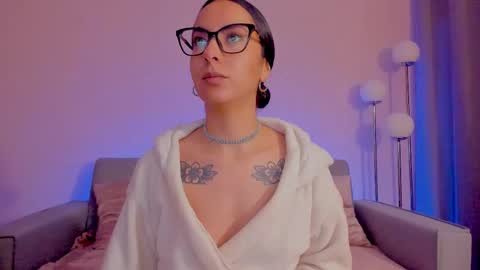 Sarah Luna online show from 03-19-26, 11:36