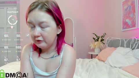 Mia online show from 09-18-25, 02:35