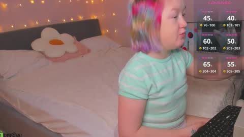 Mia online show from 02-03-26, 06:40