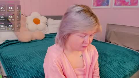 Mia online show from 06-01-26, 02:57