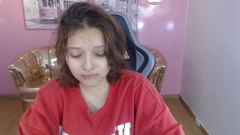 Mia online show from 12-18-25, 01:17