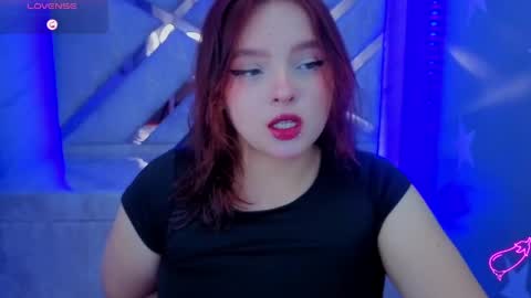 Snapshot of mia_foster_t chatting on 06-03-26, 01:25 Mia online show from 06-03-26, 01:25