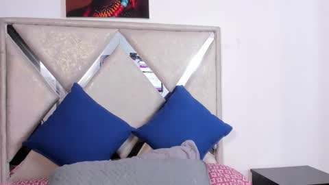 mia fox online show from 11-05-25, 02:28