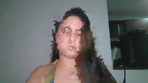 mia fox online show from 12-19-25, 09:05