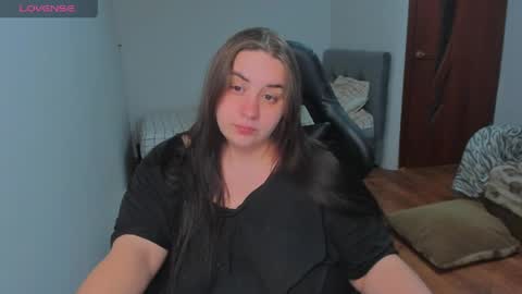 Snapshot of mia_grant chatting on 03-30-26, 09:27 Mia online show from 03-30-26, 09:27