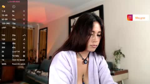 Snapshot of mia_gutierrez_ chatting on 07-18-26, 10:57 MIA online show from 07-18-26, 10:57